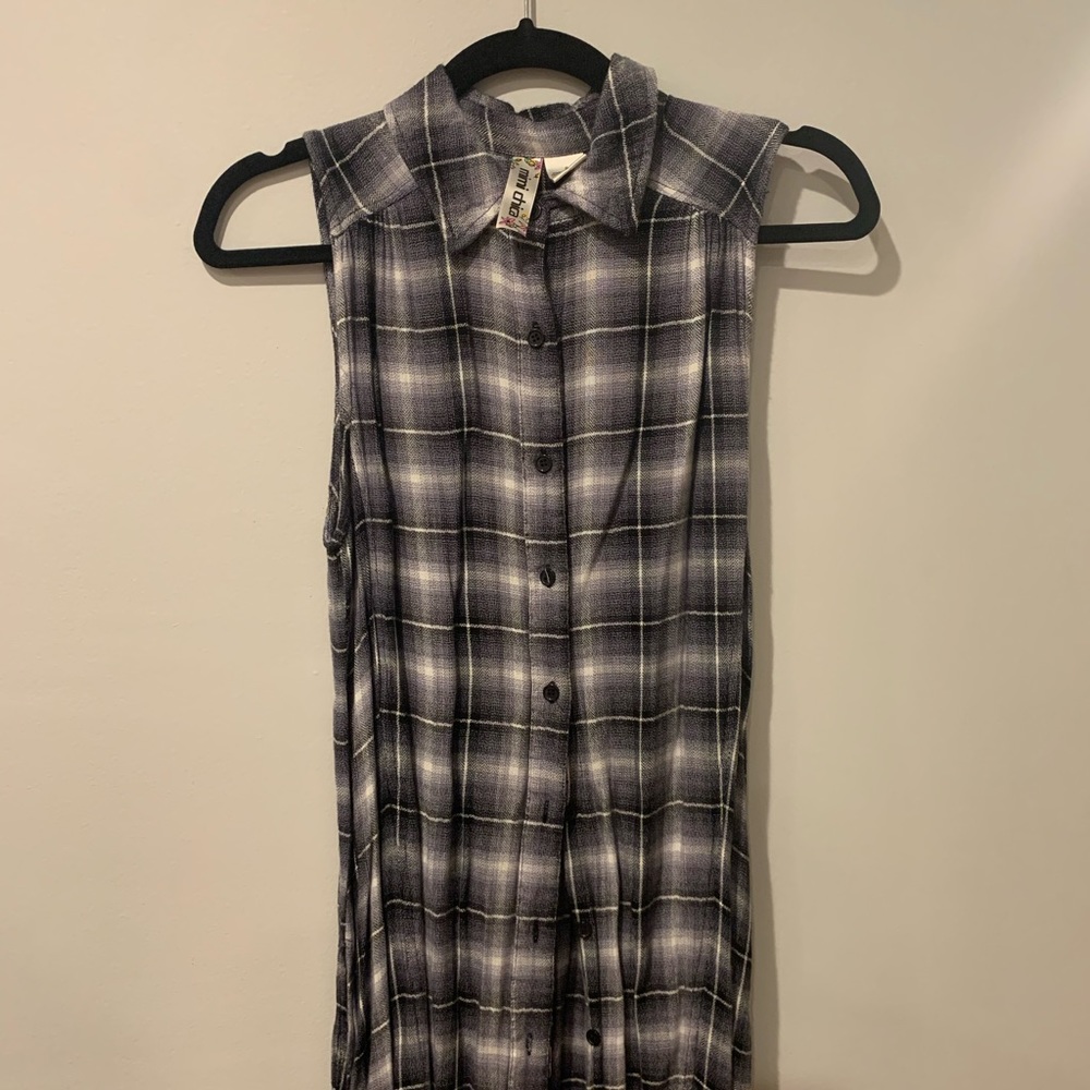 💕4 for $12 Sale💕 Long Flannel Shirt